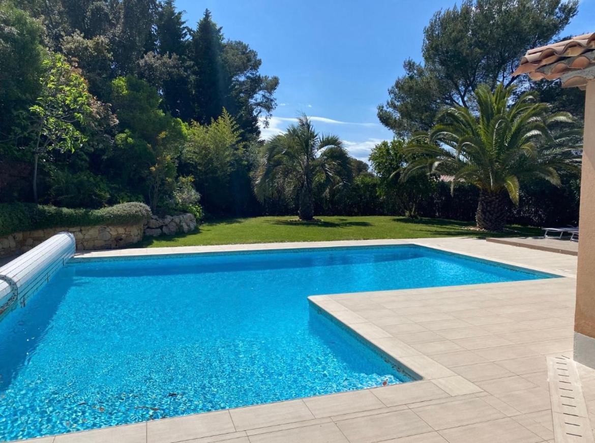 Belle Villa Dans Clos Prive - Saint Raphael Boulouris Bagian luar foto