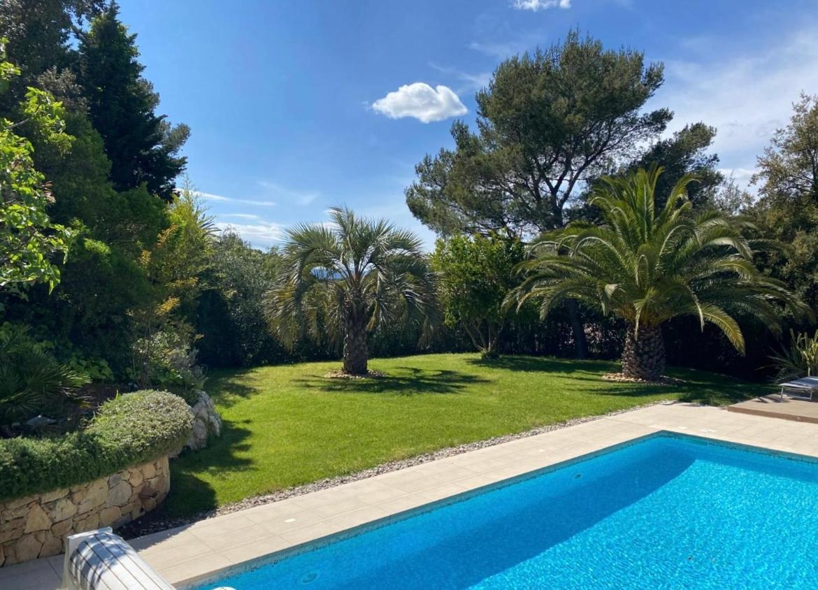 Belle Villa Dans Clos Prive - Saint Raphael Boulouris Bagian luar foto