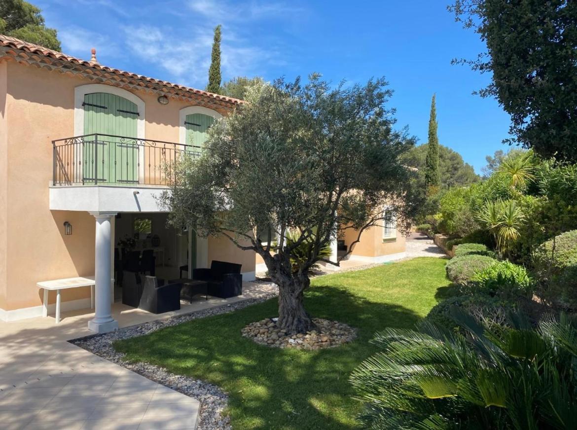 Belle Villa Dans Clos Prive - Saint Raphael Boulouris Bagian luar foto