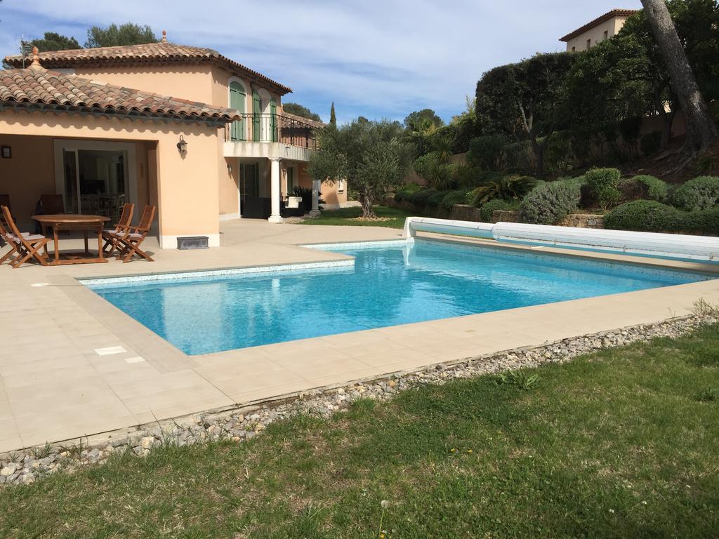 Belle Villa Dans Clos Prive - Saint Raphael Boulouris Bagian luar foto