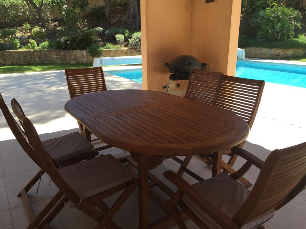 Belle Villa Dans Clos Prive - Saint Raphael Boulouris Bagian luar foto