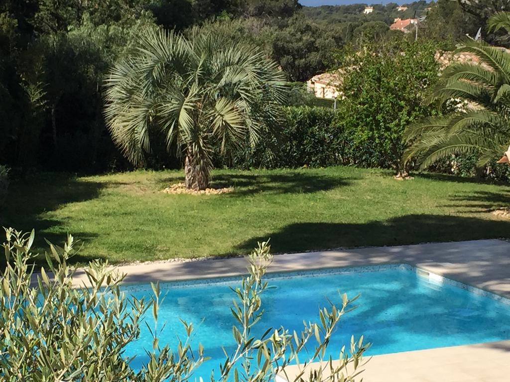 Belle Villa Dans Clos Prive - Saint Raphael Boulouris Bagian luar foto