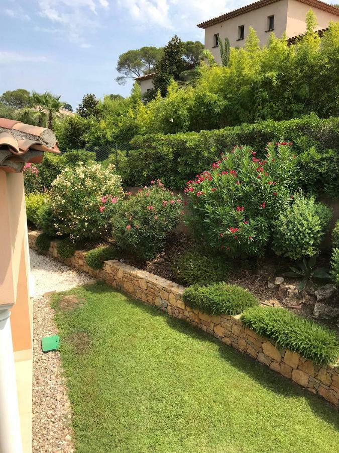Belle Villa Dans Clos Prive - Saint Raphael Boulouris Bagian luar foto