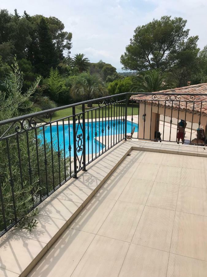 Belle Villa Dans Clos Prive - Saint Raphael Boulouris Bagian luar foto