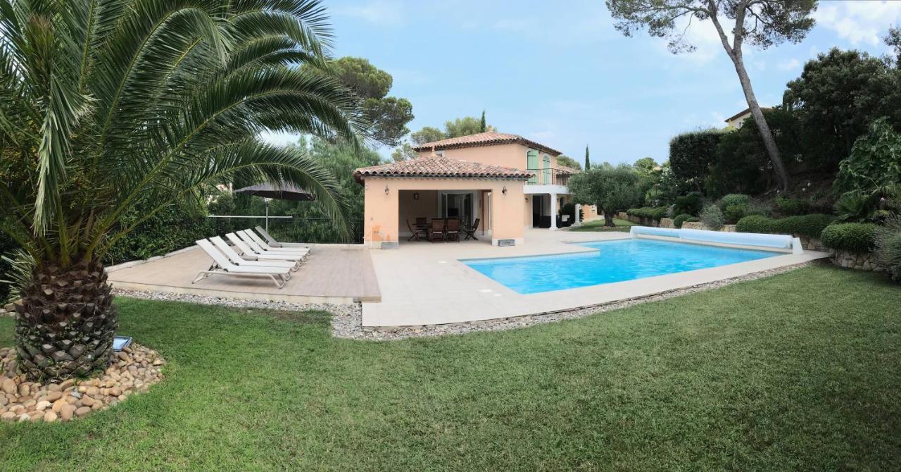 Belle Villa Dans Clos Prive - Saint Raphael Boulouris Bagian luar foto