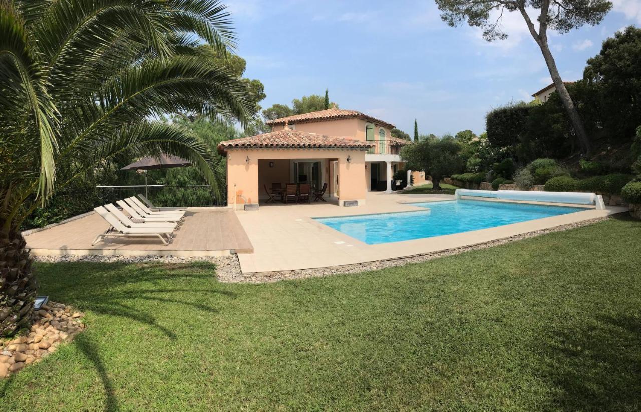 Belle Villa Dans Clos Prive - Saint Raphael Boulouris Bagian luar foto