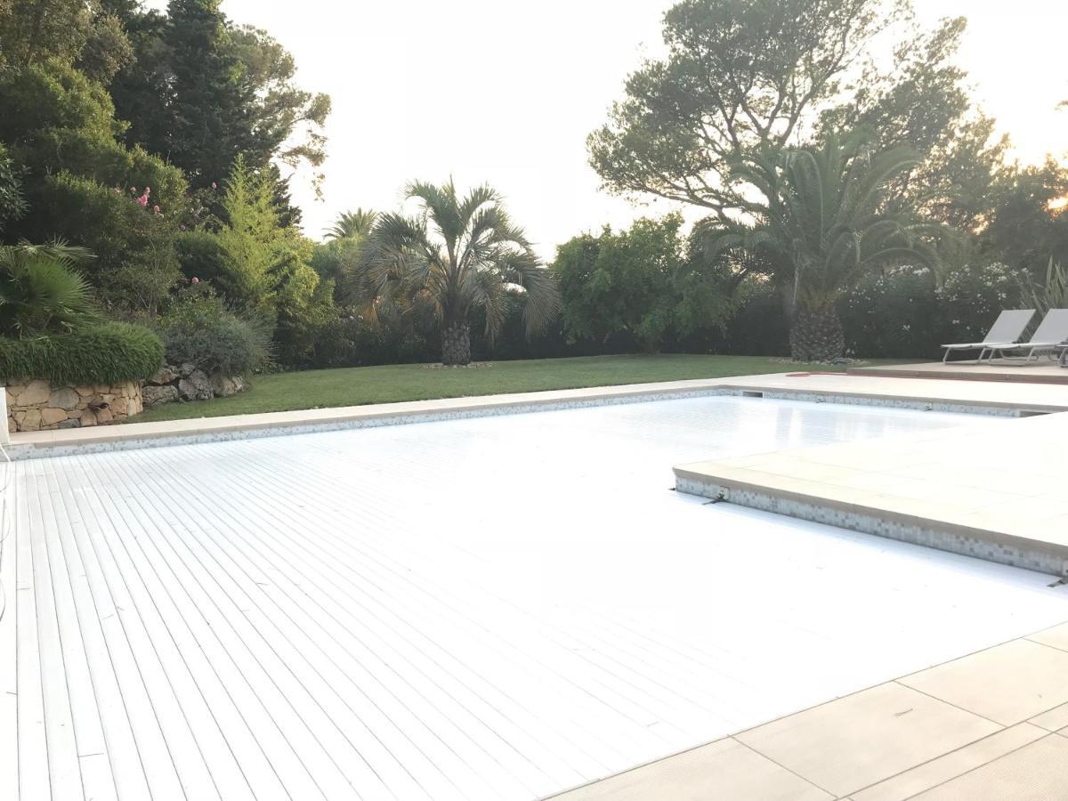 Belle Villa Dans Clos Prive - Saint Raphael Boulouris Bagian luar foto