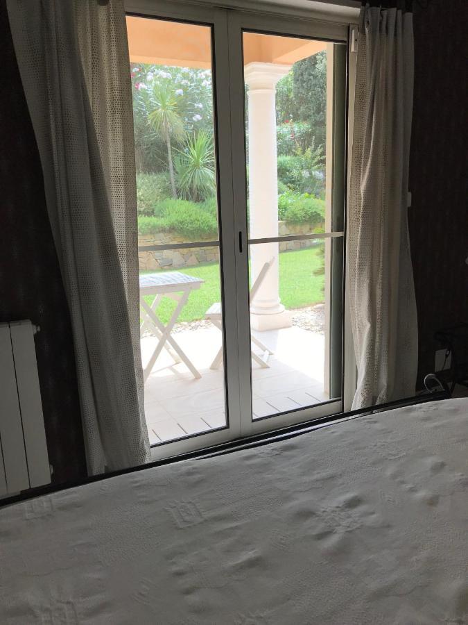 Belle Villa Dans Clos Prive - Saint Raphael Boulouris Bagian luar foto